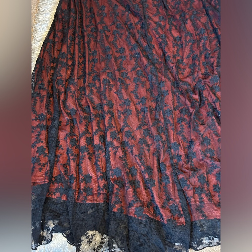 Gorgeous LuLaRoe ankle length Lucy skirt. Size Large. - Picture 2 of 4